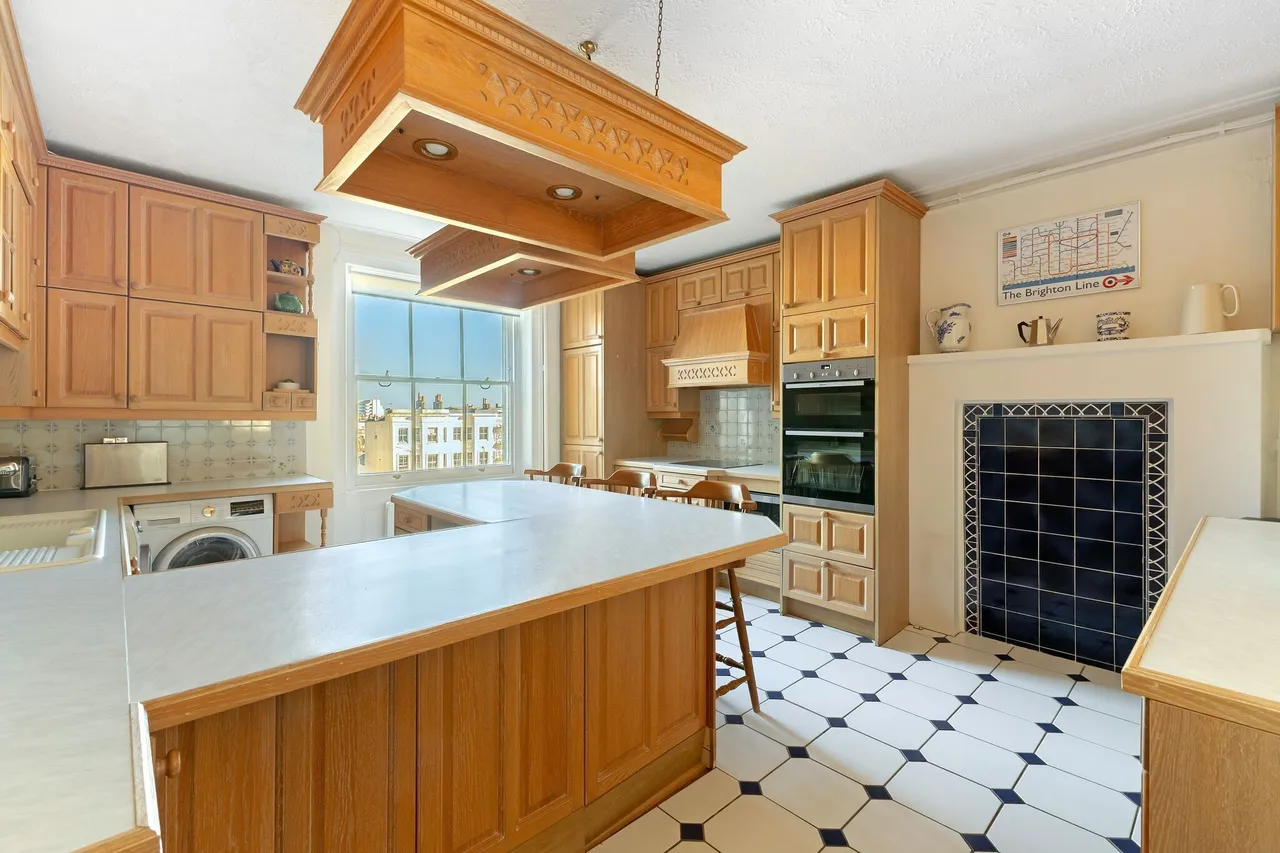 Palmeira Square, Hove, BN3, photo 10