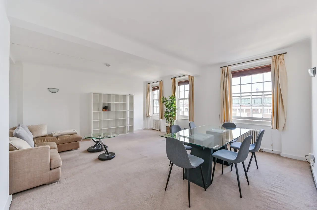 Flat 60, 15 Portman Square, London, photo 2