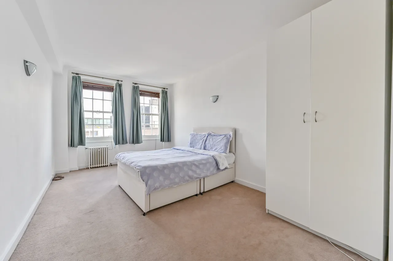Flat 60, 15 Portman Square, London, photo 4