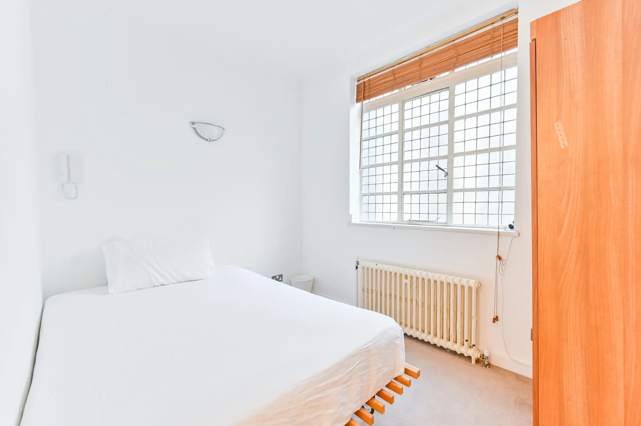 Flat 60, 15 Portman Square, London, photo 8
