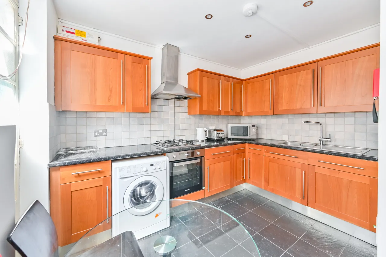 Flat 60, 15 Portman Square, London, photo 10