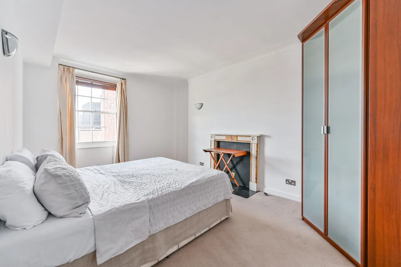 Flat 60, 15 Portman Square, London, photo 6