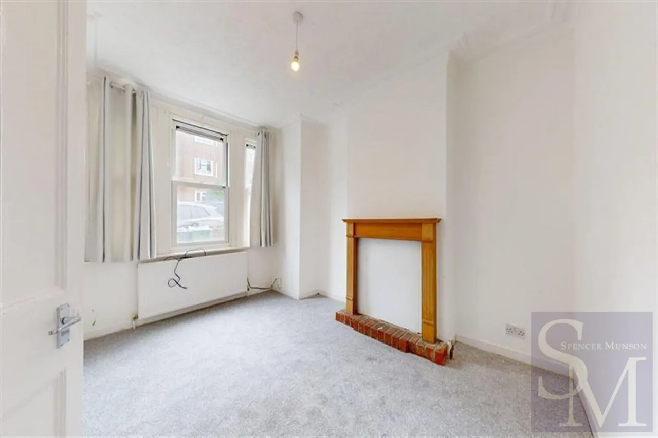 Woodford Green, London, IG8, photo 2