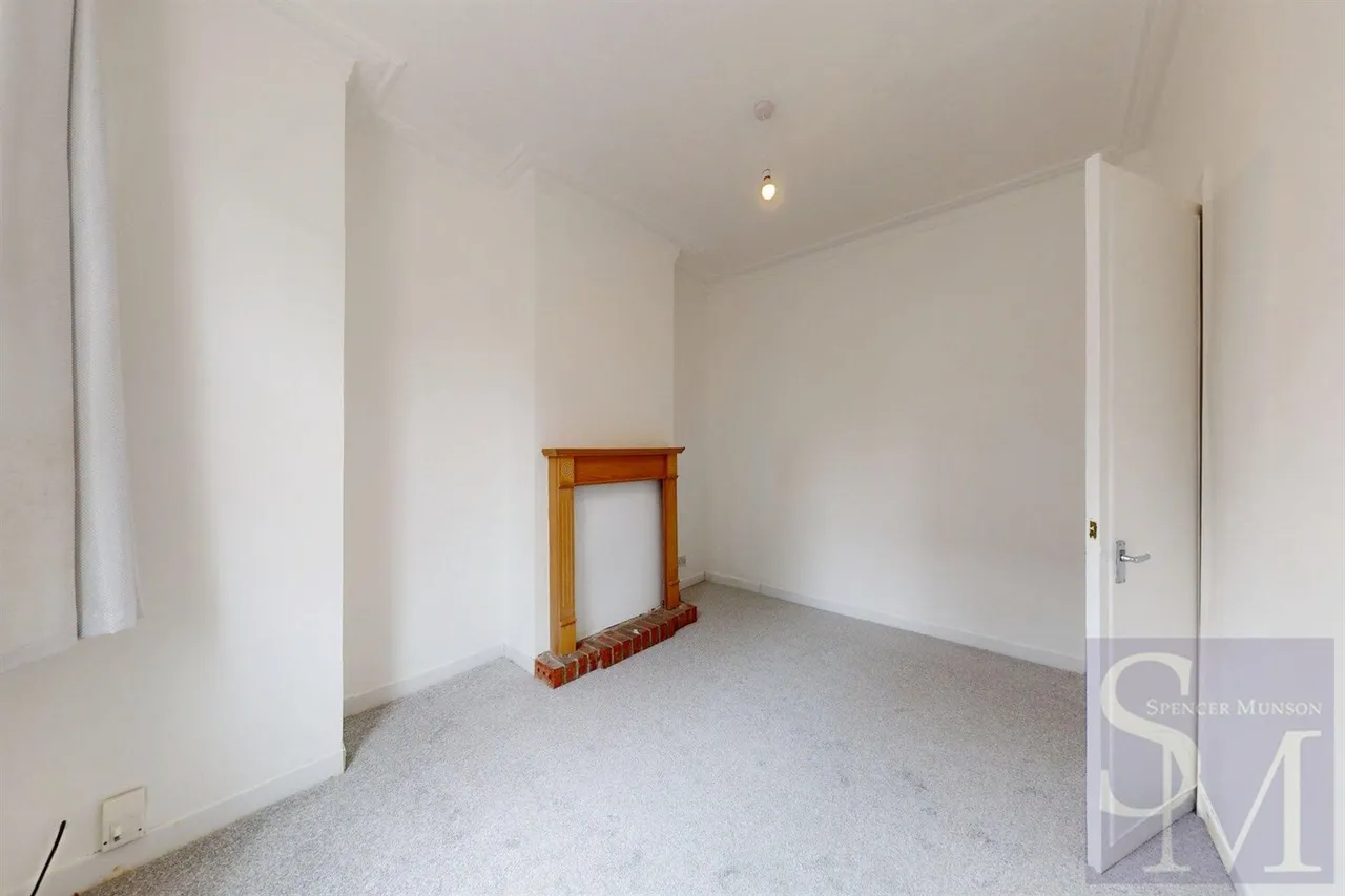 Woodford Green, London, IG8, photo 7