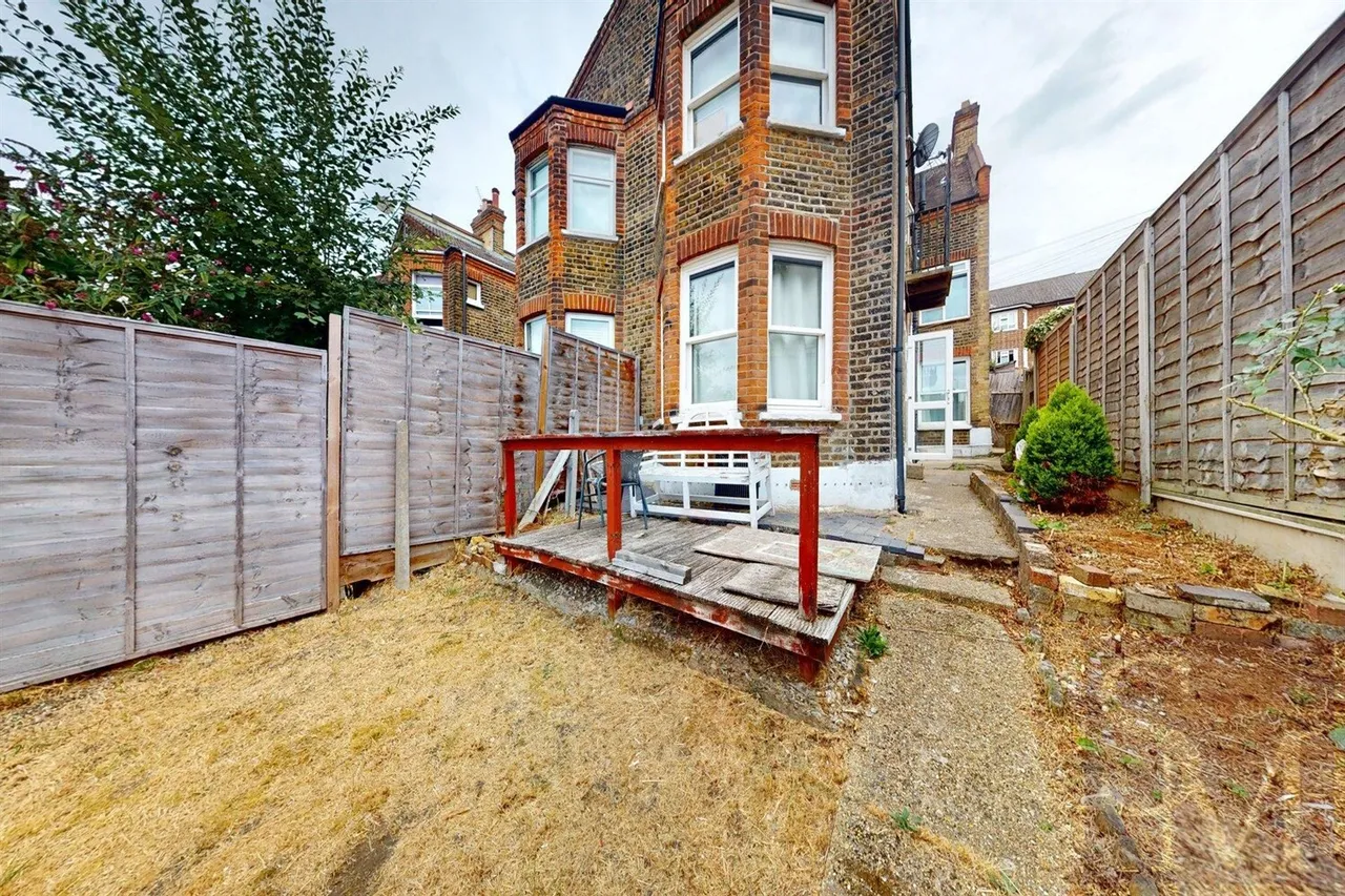 Woodford Green, London, IG8, photo 19