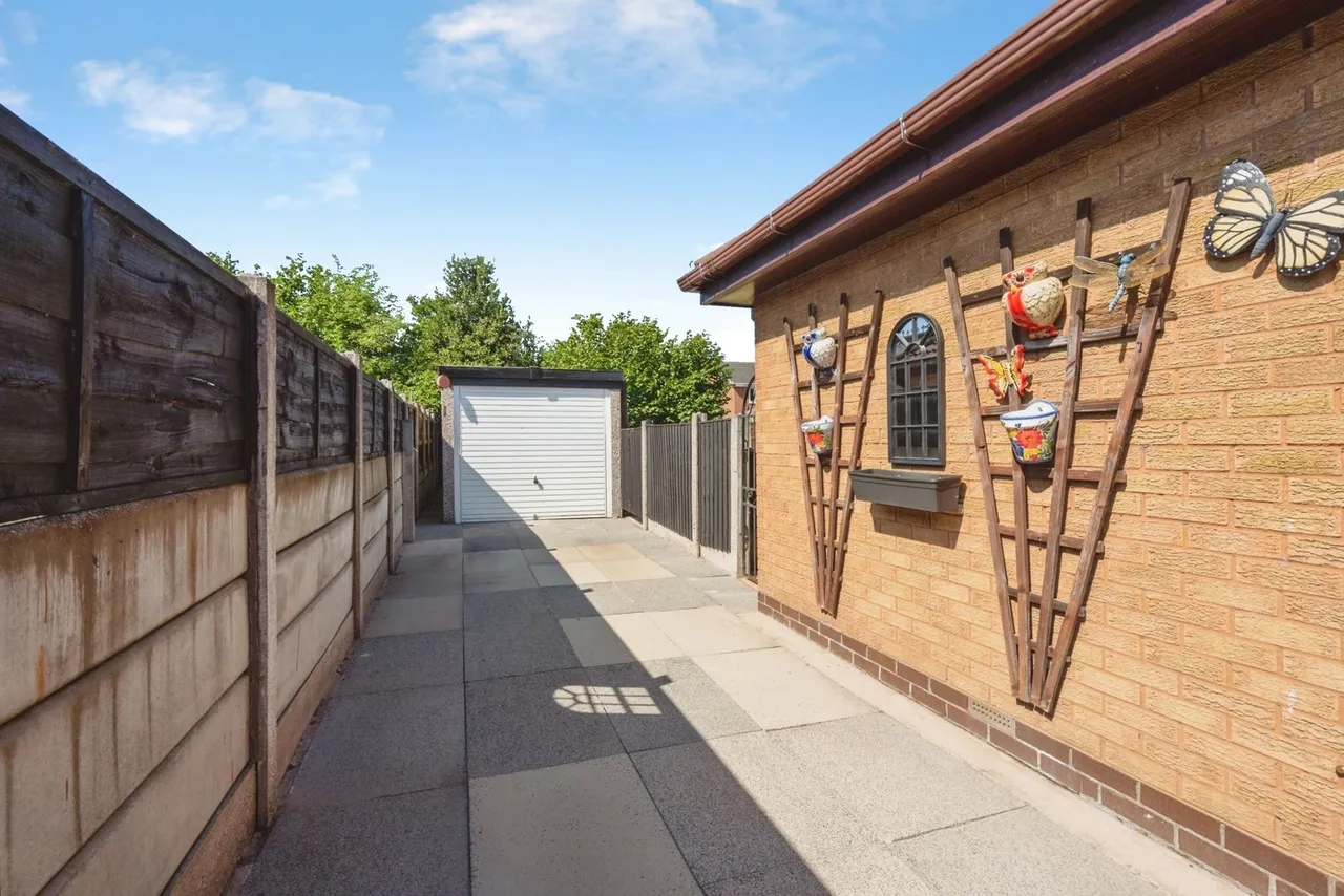 Charlock Avenue, Westhoughton, BL5, photo 20