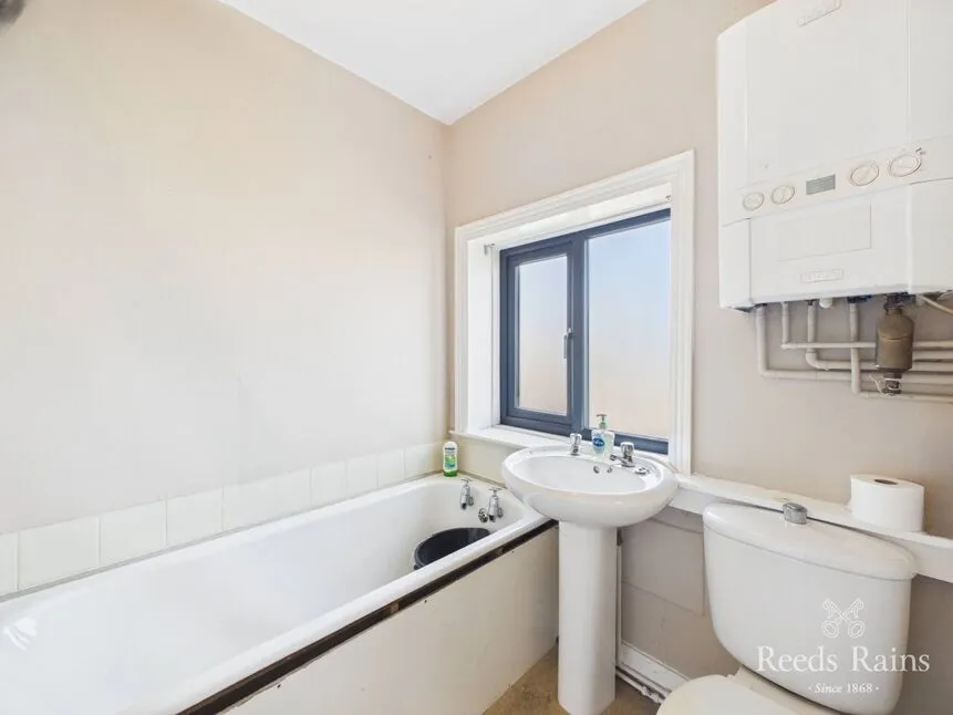 St. Cuthbert Road, Bridlington, East Yorkshire, YO16, photo 8