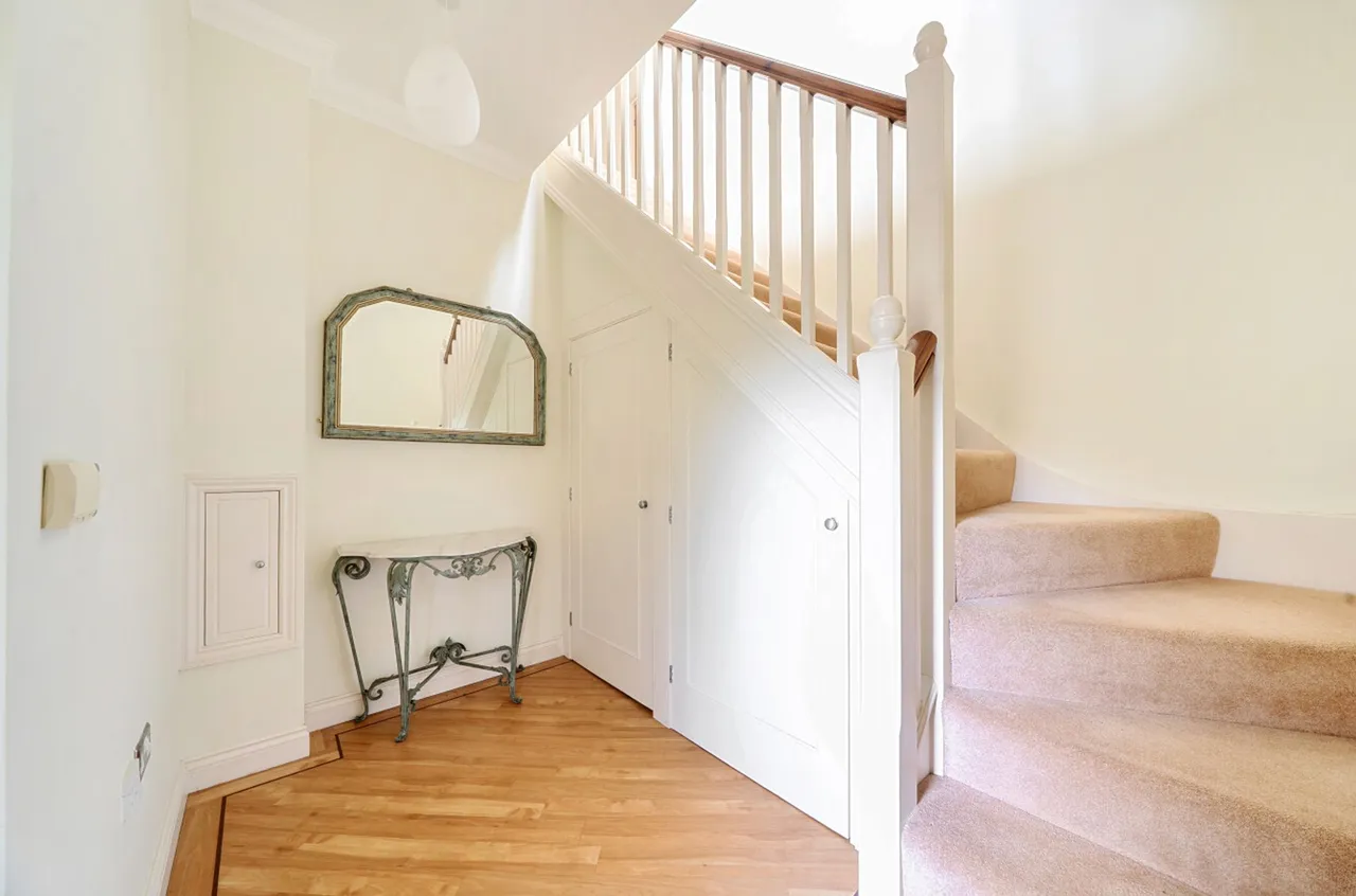 Lavant Road, Bernardsgate, PO19, photo 6