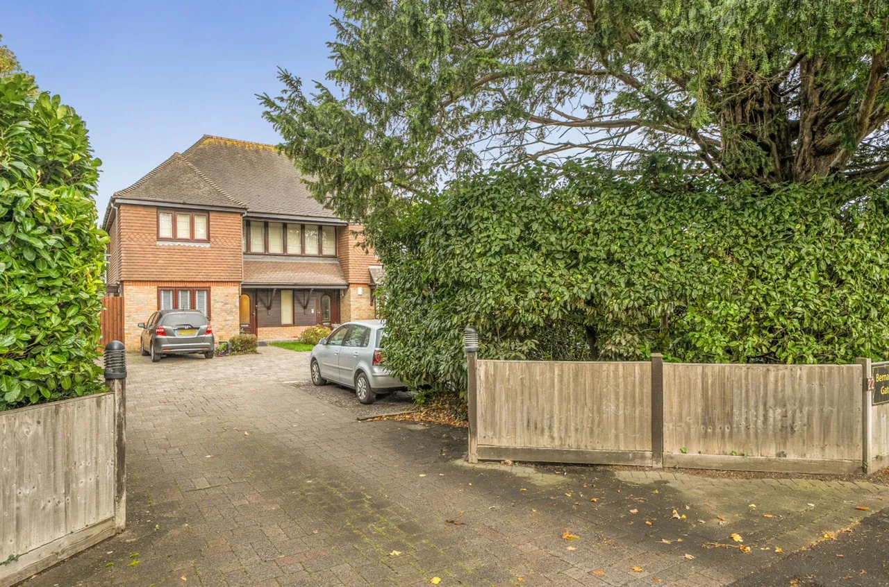 Lavant Road, Bernardsgate, PO19, photo 19