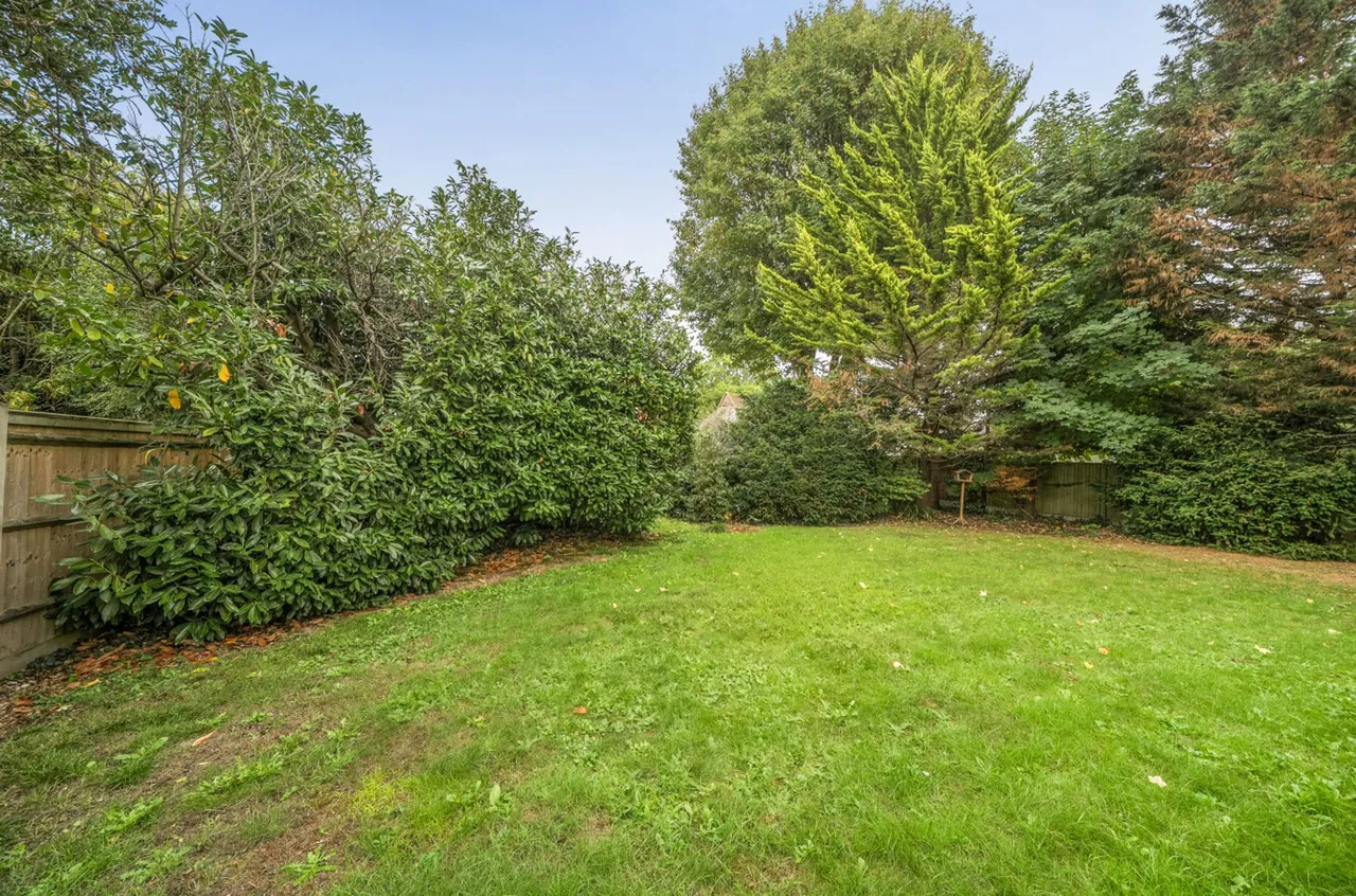 Lavant Road, Bernardsgate, PO19, photo 17