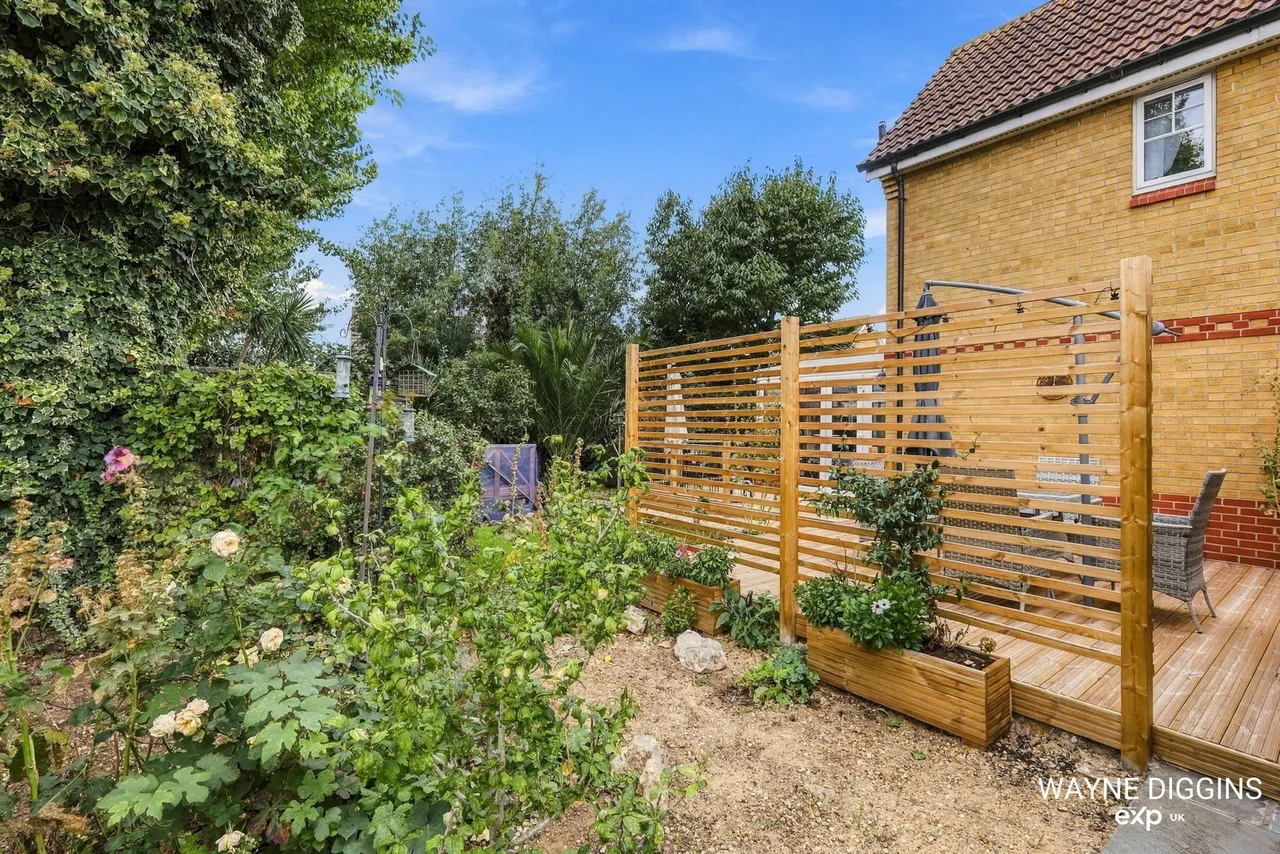 Newburgh Road, Grays, RM17, photo 27