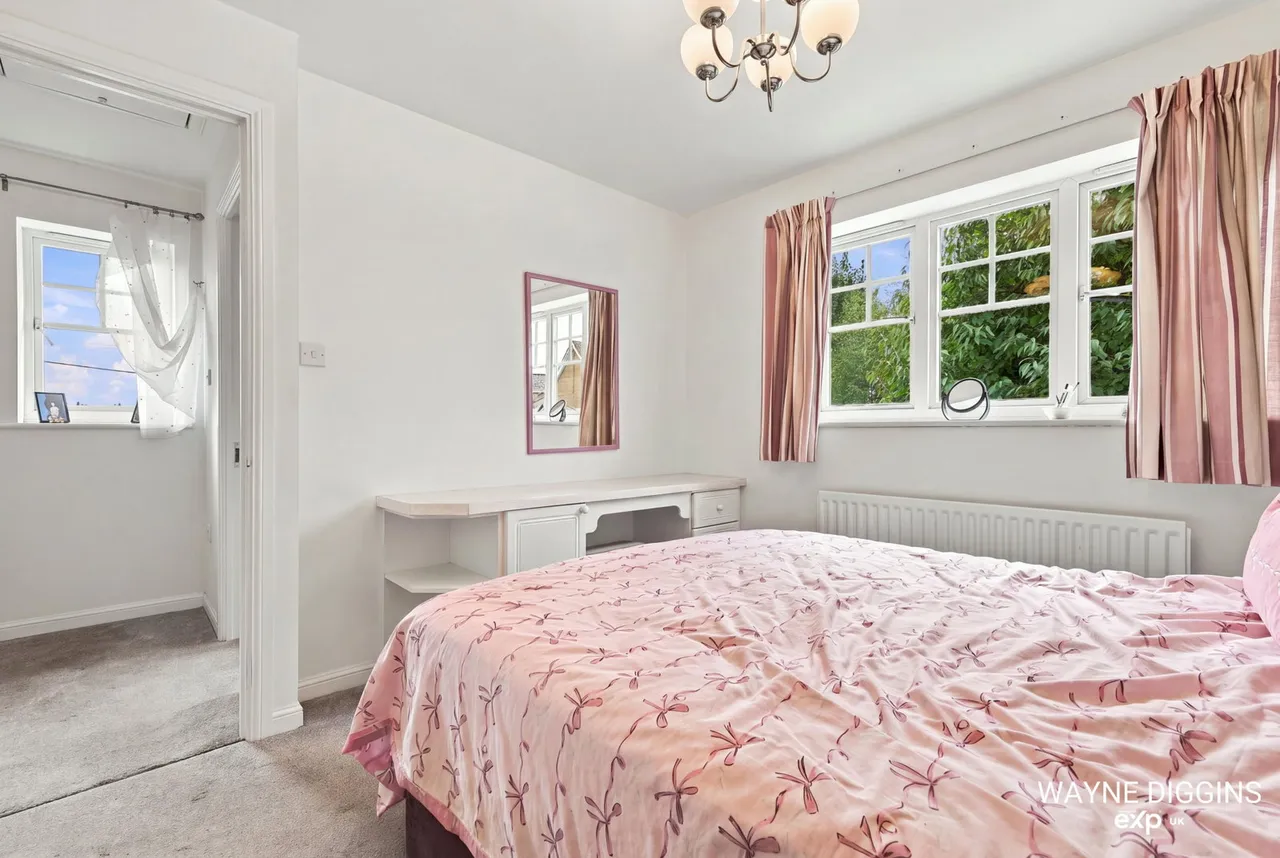 Newburgh Road, Grays, RM17, photo 16