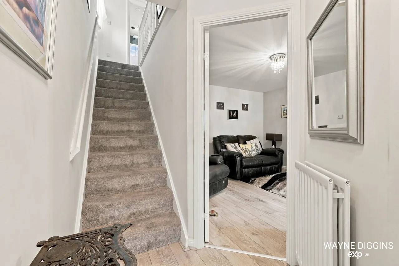 Newburgh Road, Grays, RM17, photo 13