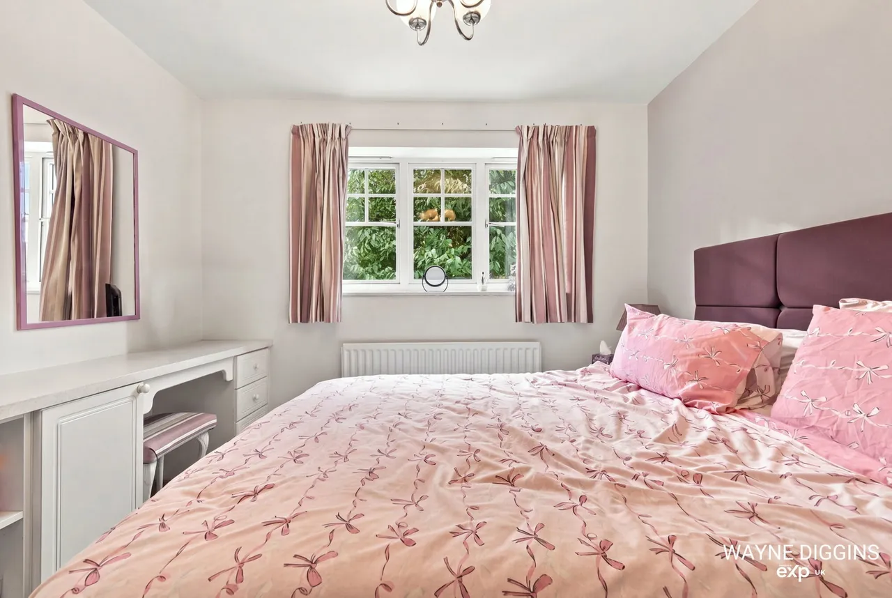 Newburgh Road, Grays, RM17, photo 15