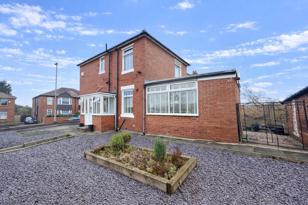 Hilldale Avenue, Blackley, M9, photo 17