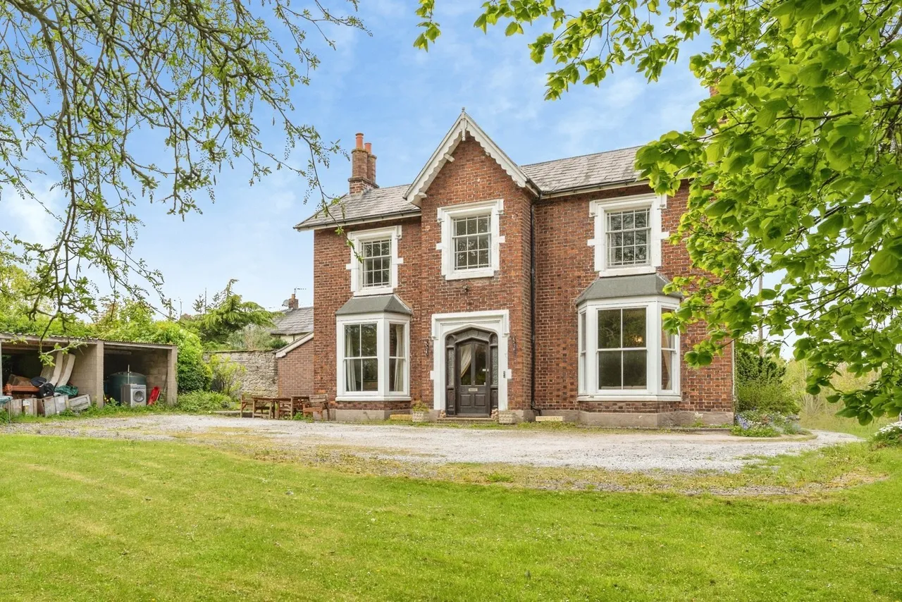 5 bed house for sale, Bryntirion Road, Bagillt, CH6