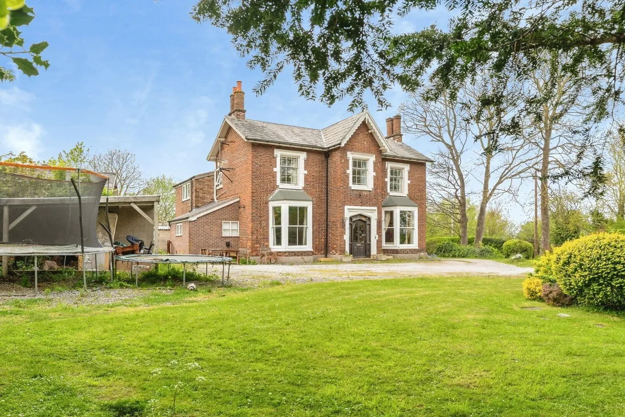 Bryntirion Road, Bagillt, CH6, photo 28
