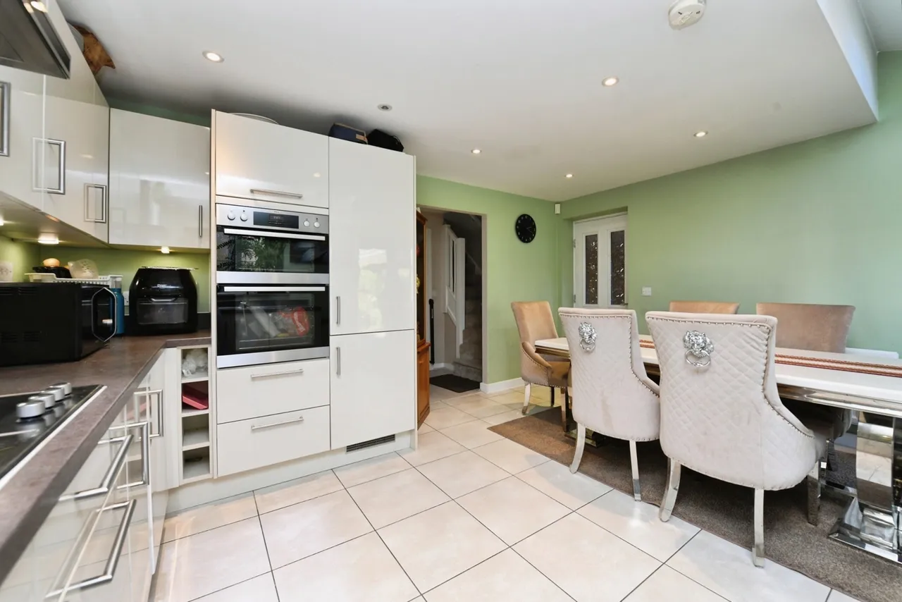 Condor Gate, Chelmsford Garden, CM3, photo 5
