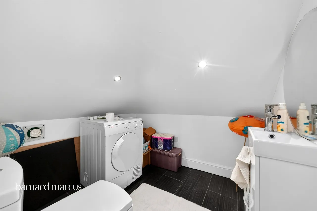 Hereford Road, Feltham, TW13, photo 15