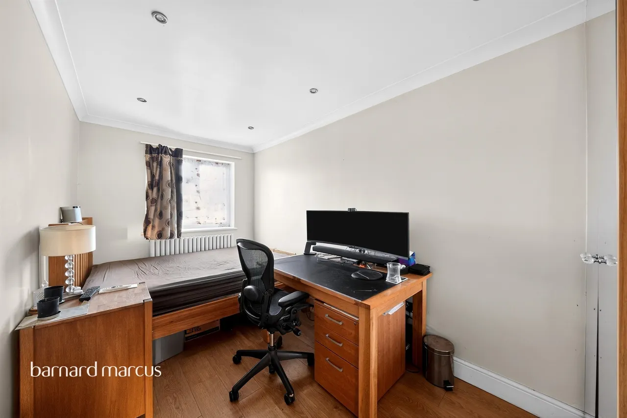 Hereford Road, Feltham, TW13, photo 10