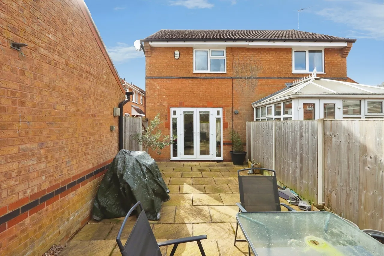 Middle Ox Gardens, Halfway, Sheffield, S20, photo 15