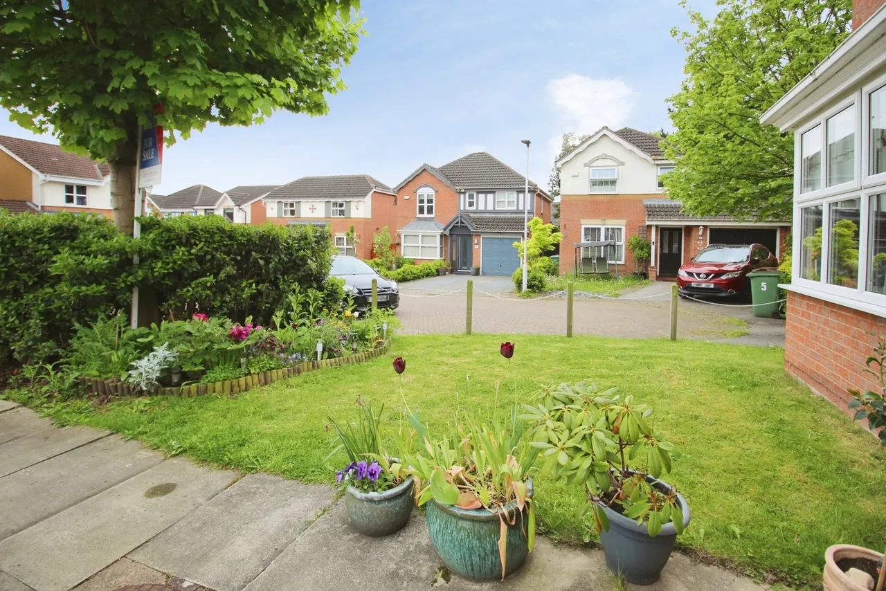 College View, Leeds, West Yorkshire, LS12, photo 16