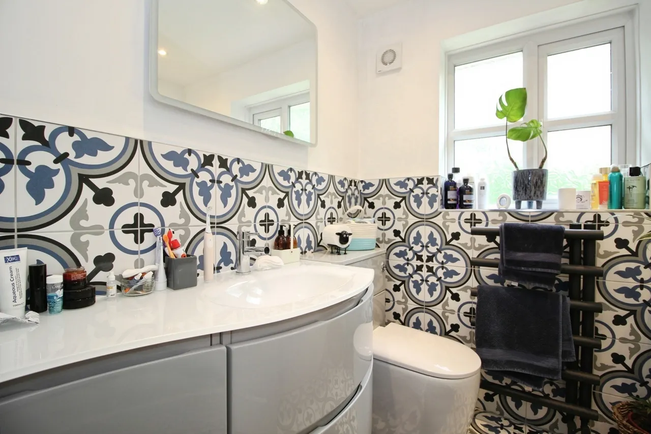 College View, Leeds, West Yorkshire, LS12, photo 13