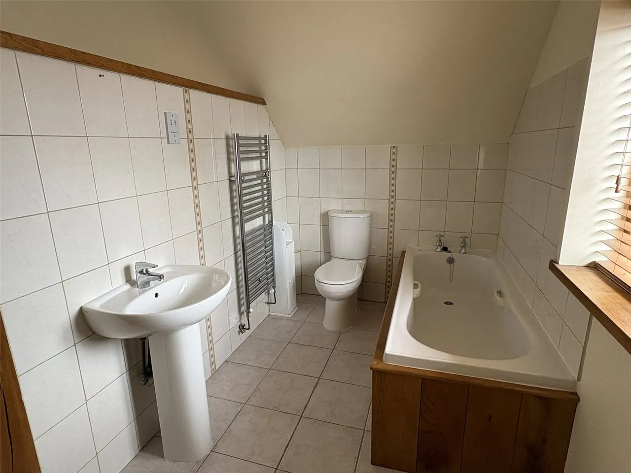 Burgedin, Guilsfield, photo 6
