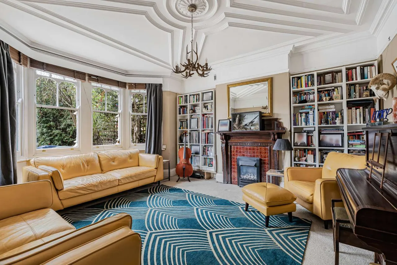 Lynton Avenue, London, W13 0EA, photo 4