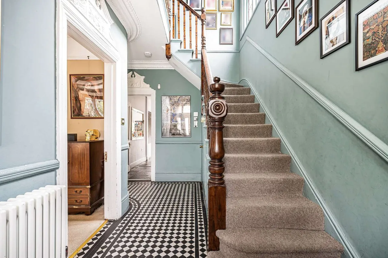Lynton Avenue, London, W13 0EA, photo 2