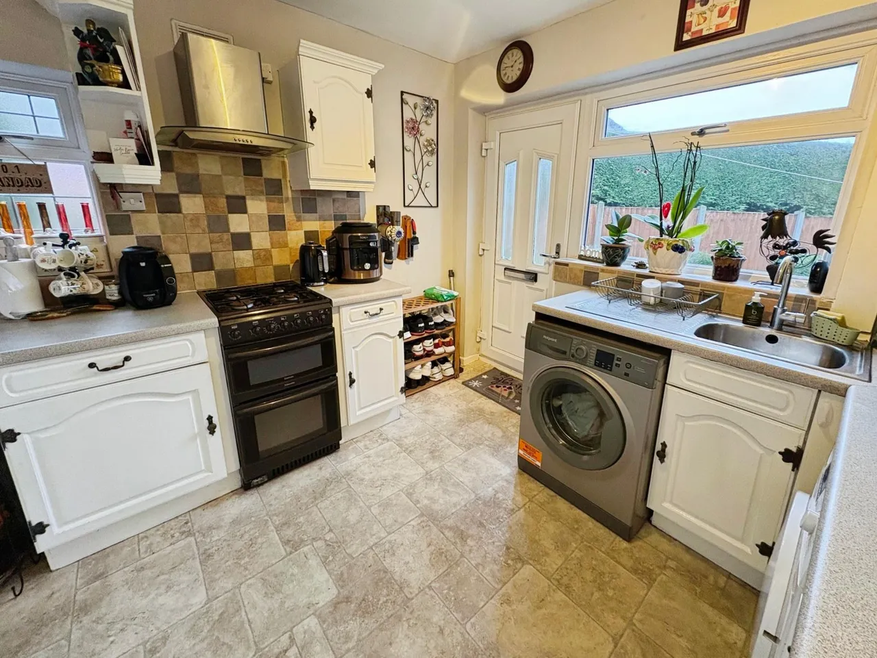 Beverley Crescent, Forsbrook, ST11, photo 9