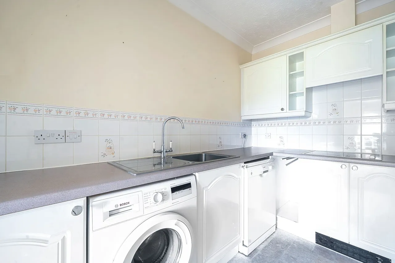 King George Avenue, Petersfield, GU32, photo 9
