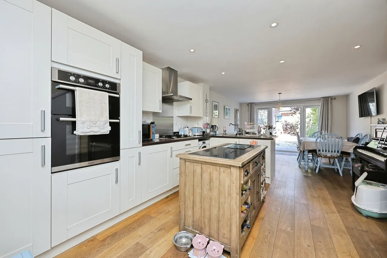 Peacock Grove, Costessey, Norwich, Norfolk, NR8, photo 2