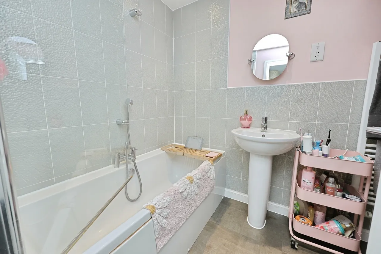 Peacock Grove, Costessey, Norwich, Norfolk, NR8, photo 8