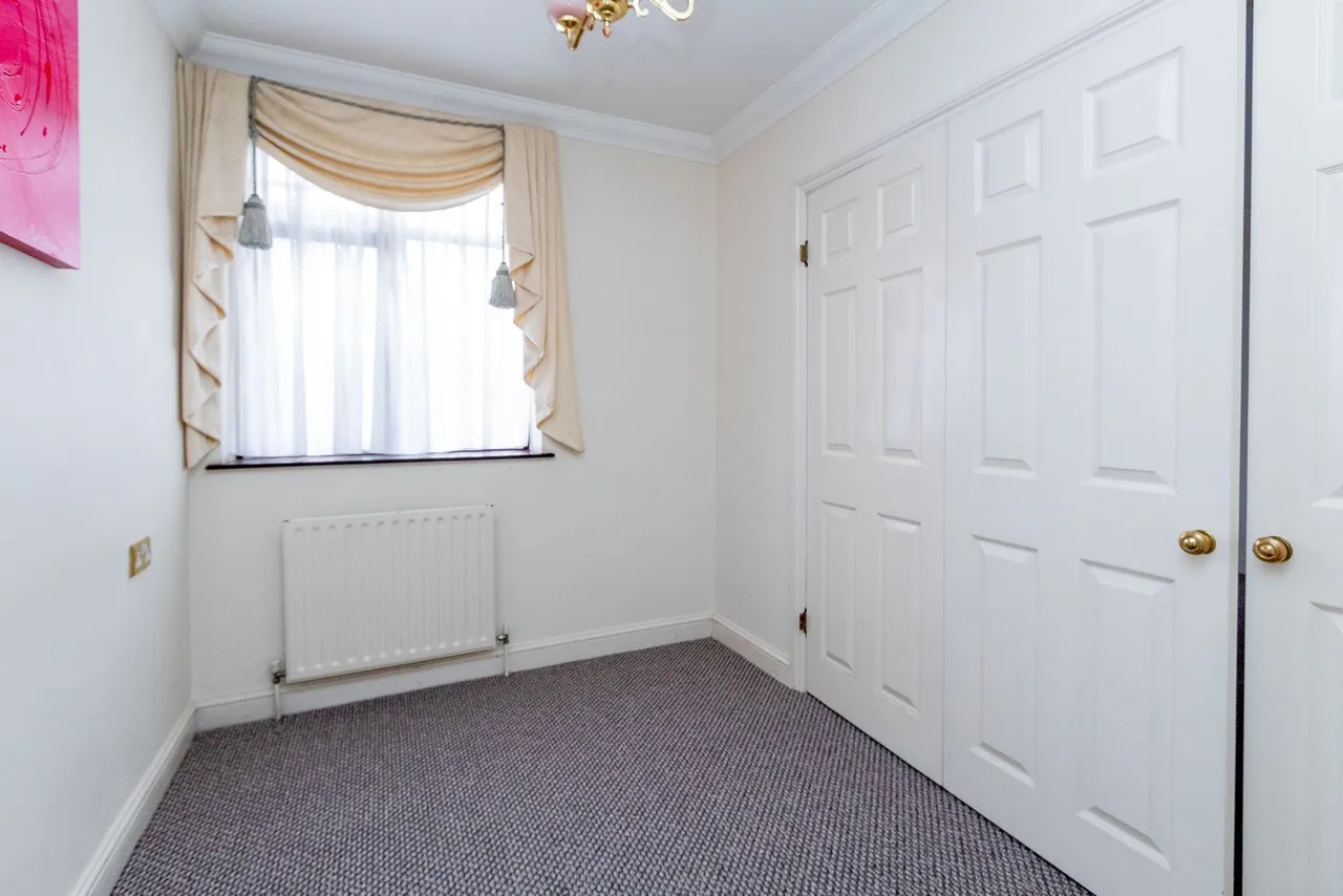 Edgware Way, Eaton Court, HA8, photo 5