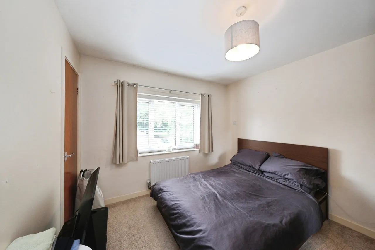 Newcastle Farm Drive, NG8, photo 11