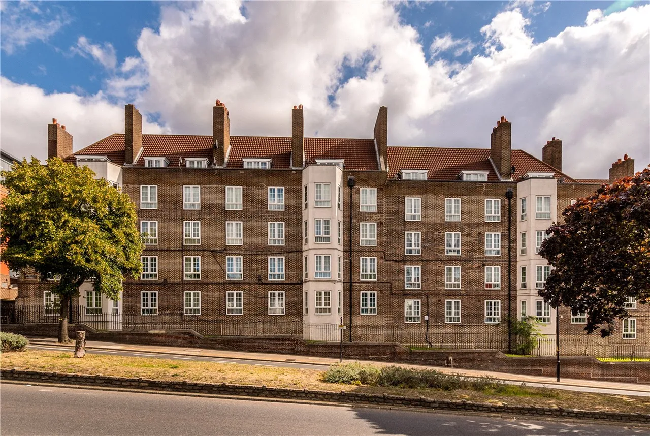 1 bed flat for sale — Walcot House, East Dulwich Estate, London, SE22
