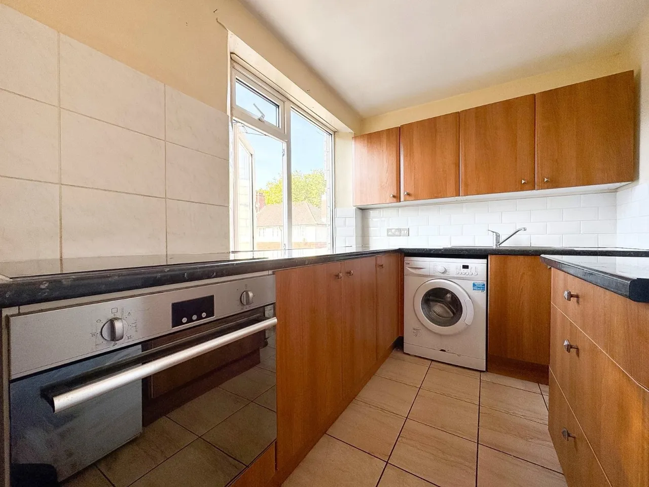 Montague Hill South, Bristol, BS2, photo 3