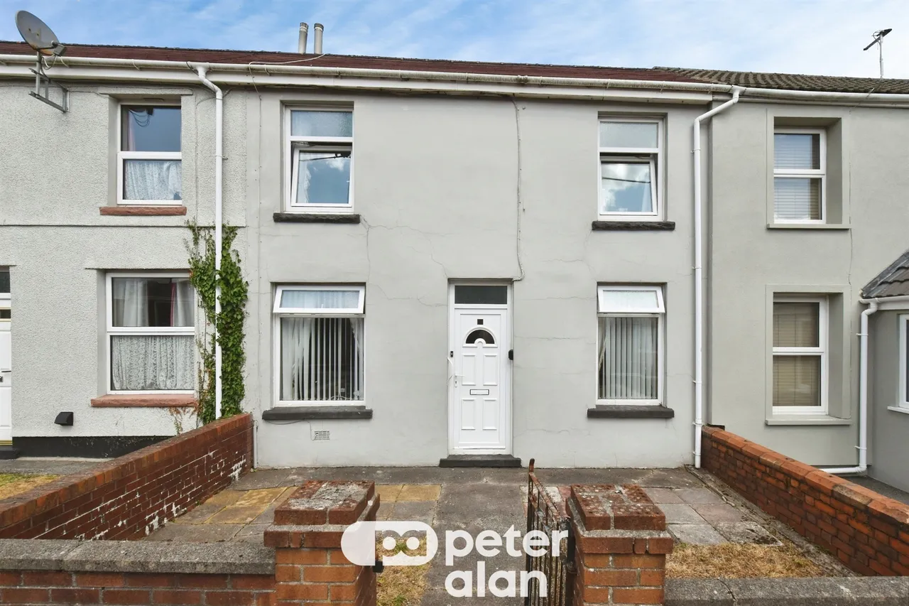 2 bed house for sale, Queens Road, Merthyr Tydfil, CF47