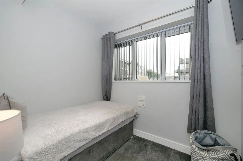 West View Close, Shipley, West Yorkshire, BD18, photo 10
