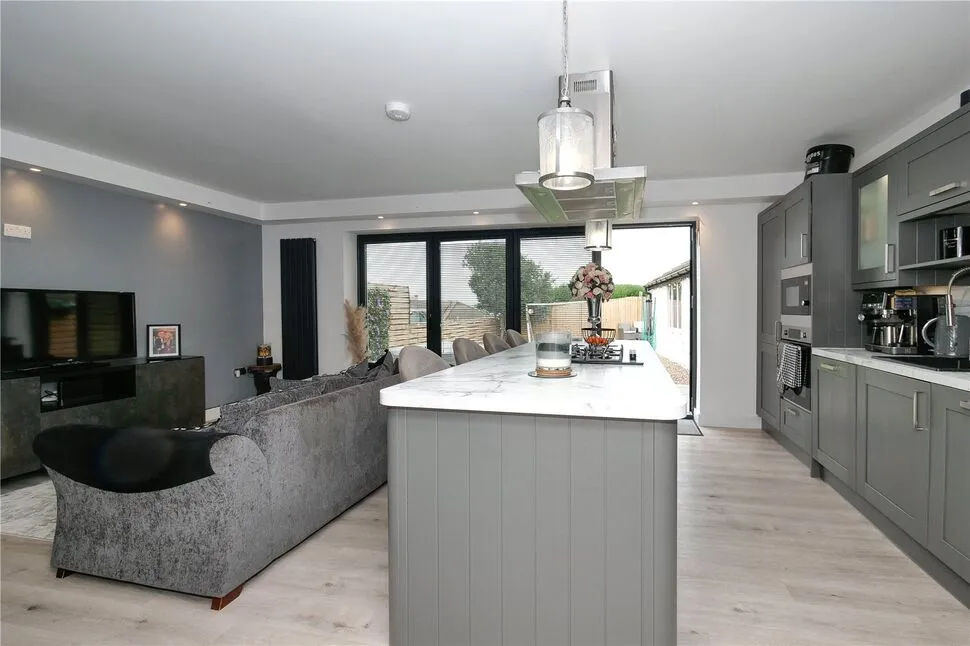 West View Close, Shipley, West Yorkshire, BD18, photo 6