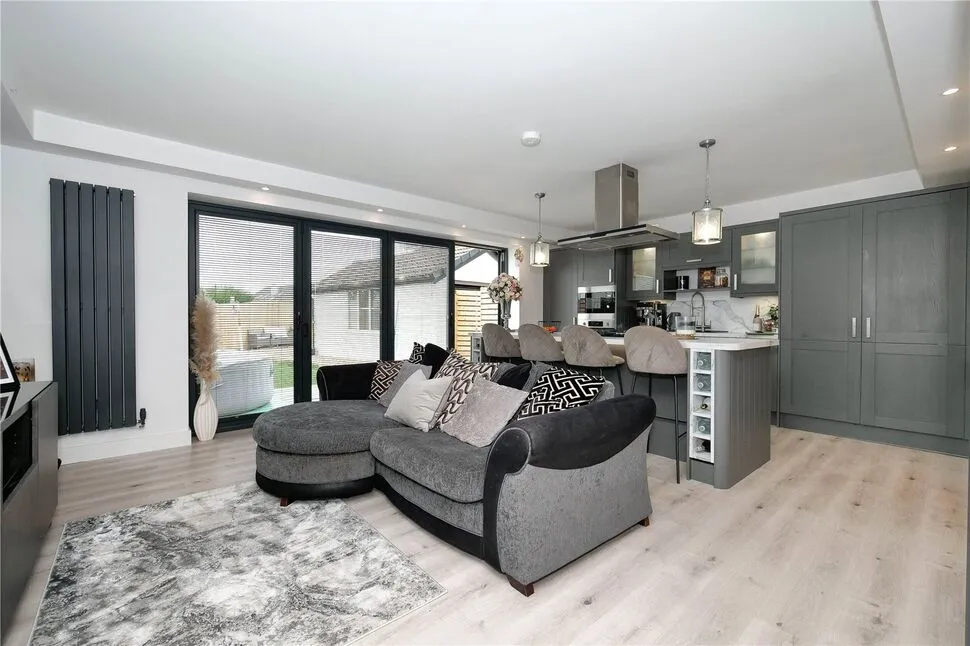 West View Close, Shipley, West Yorkshire, BD18, photo 4