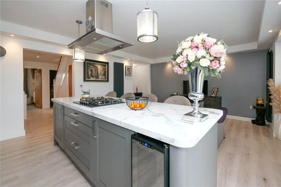 West View Close, Shipley, West Yorkshire, BD18, photo 5