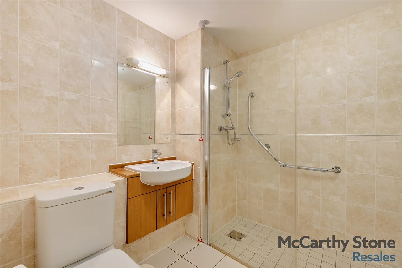 East Street, Newton Abbot, TQ12, photo 9