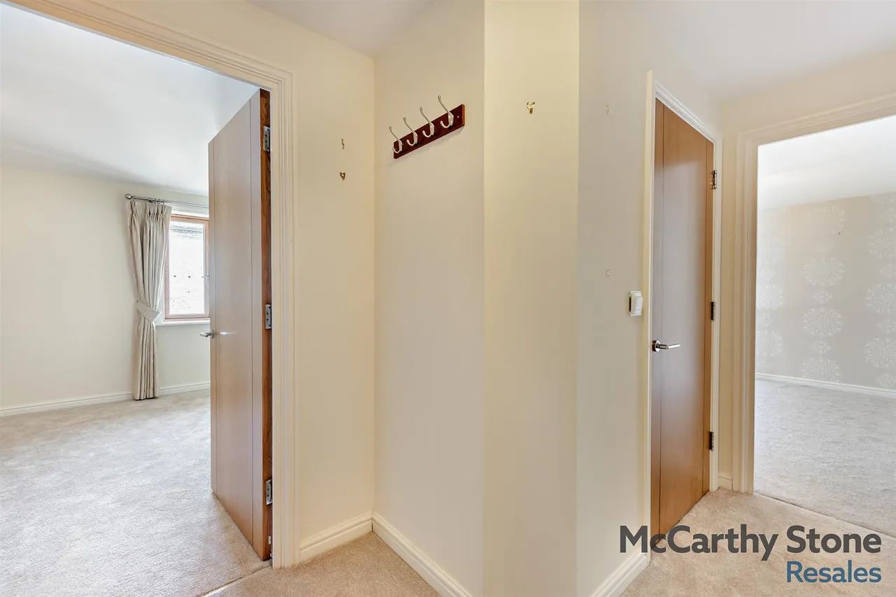East Street, Newton Abbot, TQ12, photo 6