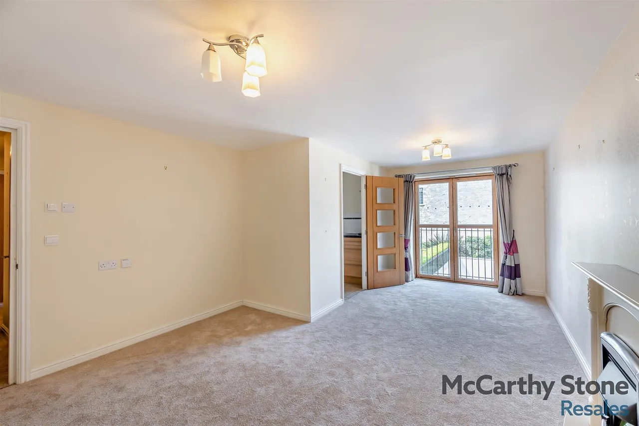 East Street, Newton Abbot, TQ12, photo 3