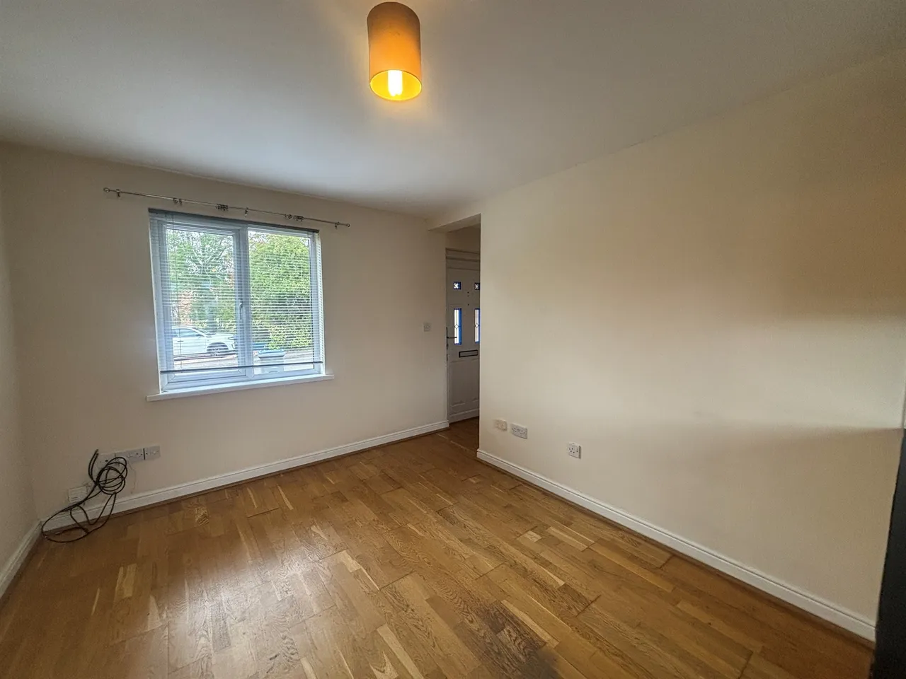 Highgrove Close, Calne, SN11, photo 3
