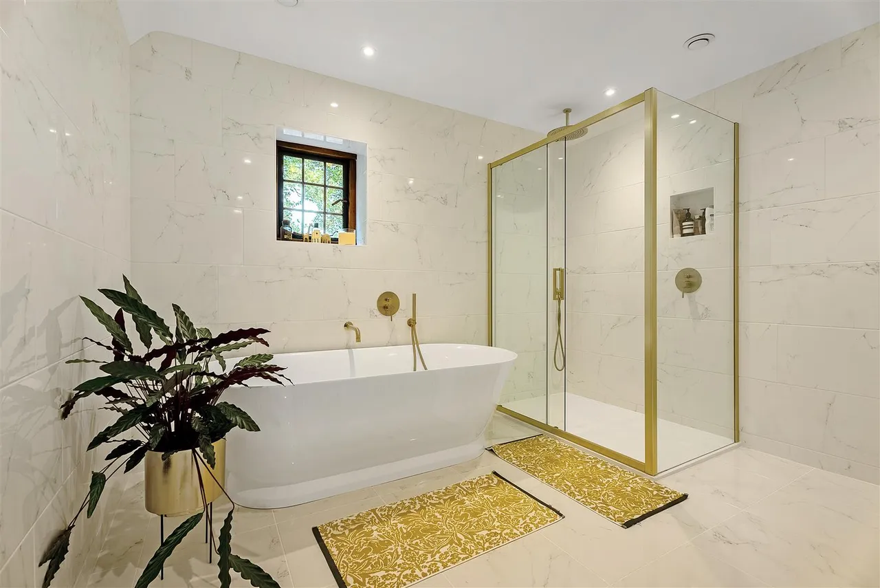 Oakwood Close, Chislehurst, photo 14