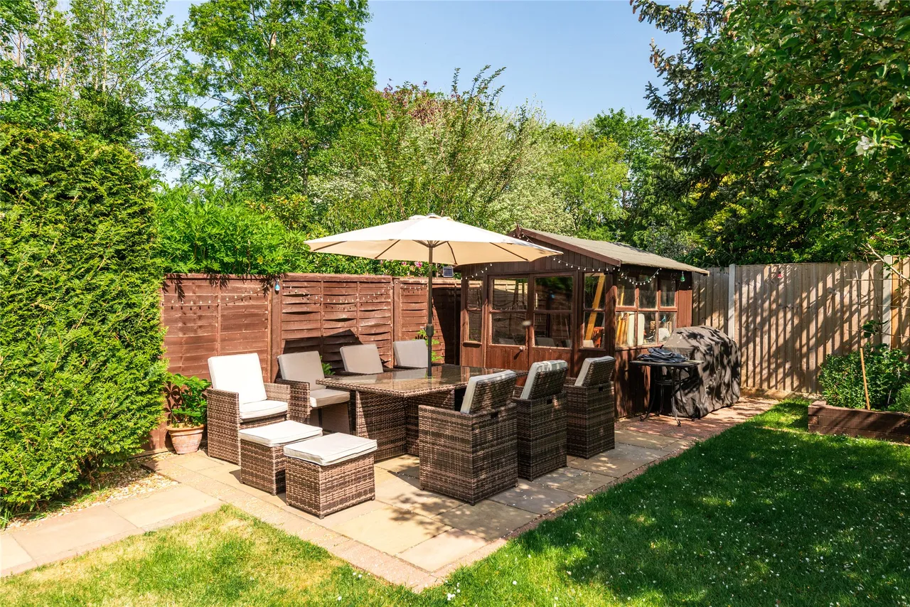 Tudor Gardens, Stony Stratford, MK11, photo 16