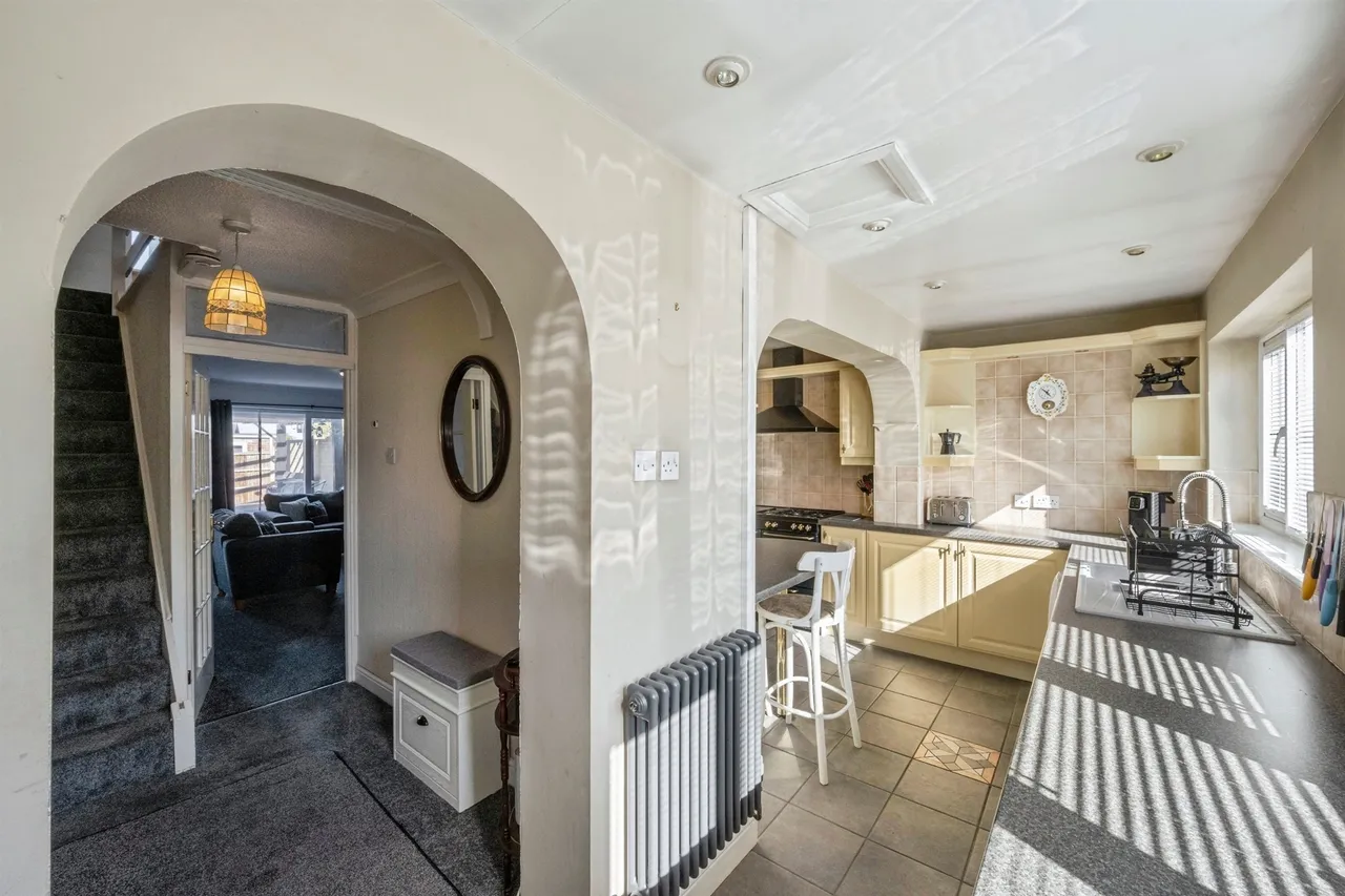 Bond Street, New Rossington, DN11, photo 14